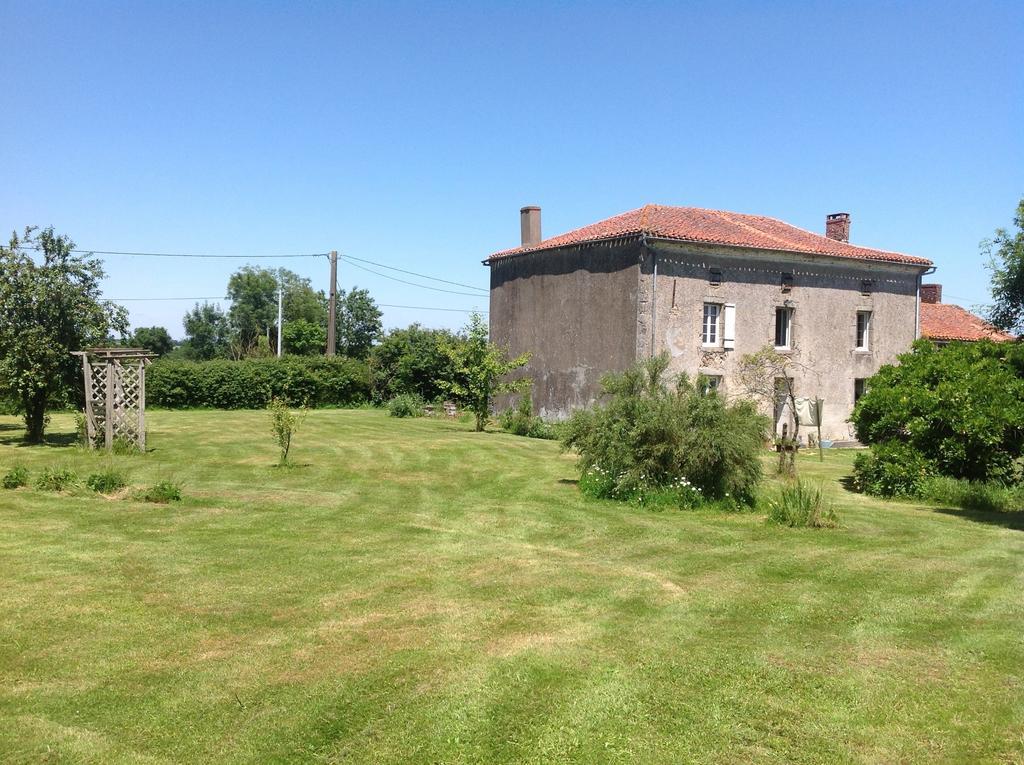 Wisteria House Bed & Breakfast Chanteloup  Exterior foto